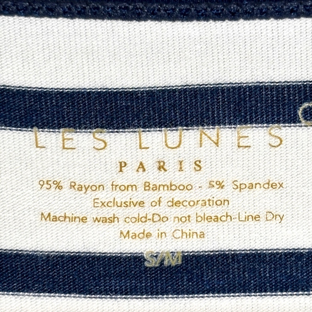 LES LUNES Paris, Navy Striped, Sleeveless, V Neck, Knit Tank Top - Picture 4 of 8